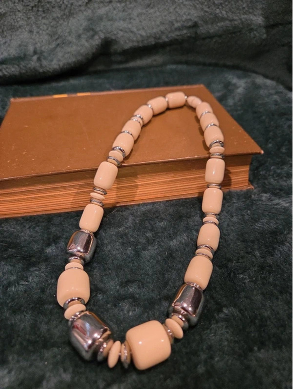 Chunky vintage necklace
